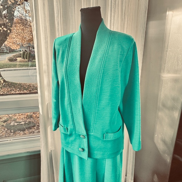 Vintage 80s set, oversized cardigan & front pleated skirt, jade green, 8/10 (M) - Picture 2 of 16